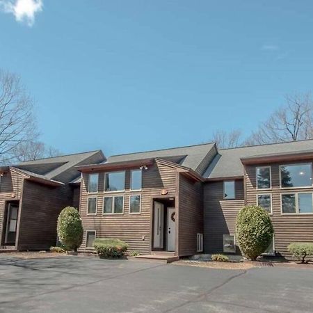 דירות בארטלט Relaxing Riverside Retreat - Storyland, Attitash, North Conway מראה חיצוני תמונה