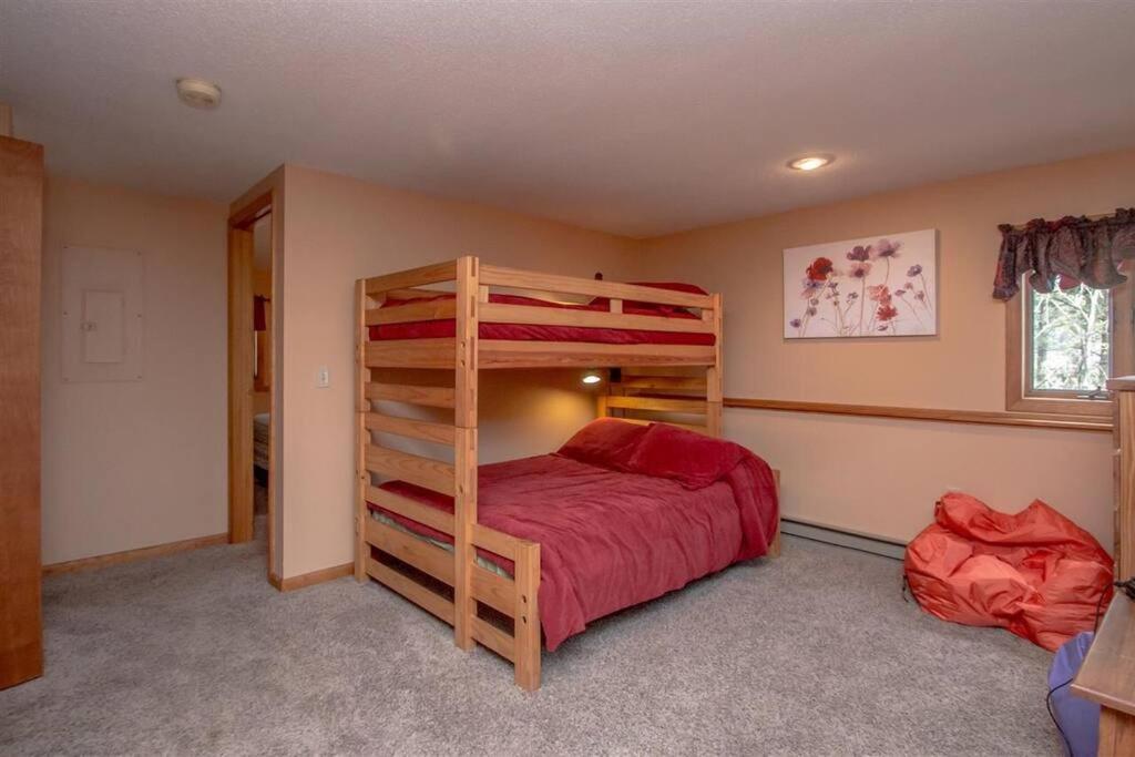 דירות בארטלט Relaxing Riverside Retreat - Storyland, Attitash, North Conway מראה חיצוני תמונה